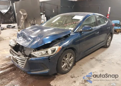 2017 Hyundai Elantra Se z USA, uszkodzony, nr VIN 5NPD84LFXHH135664